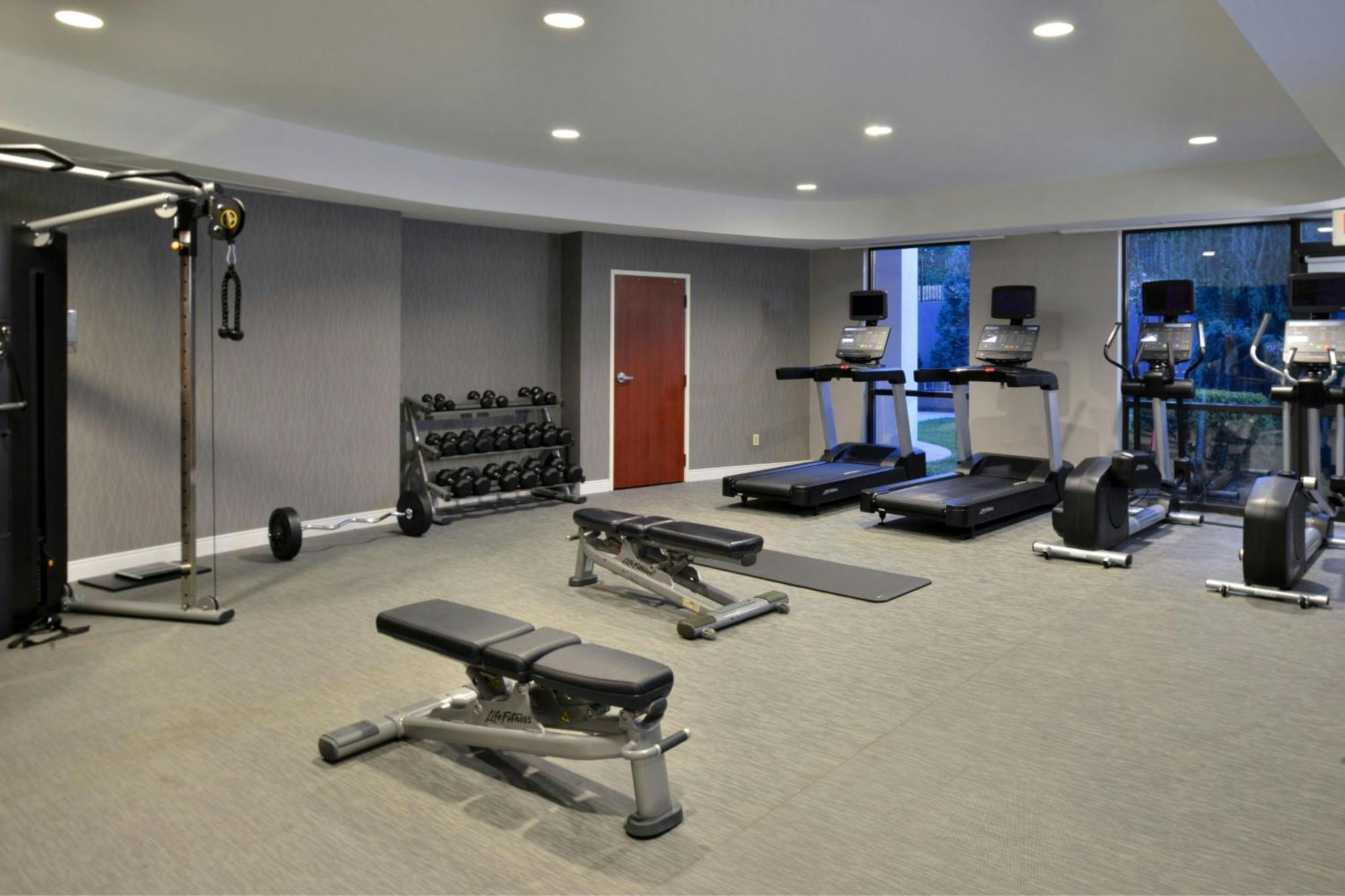 Courtyard By Marriott Harrisburg Hershey Экстерьер фото