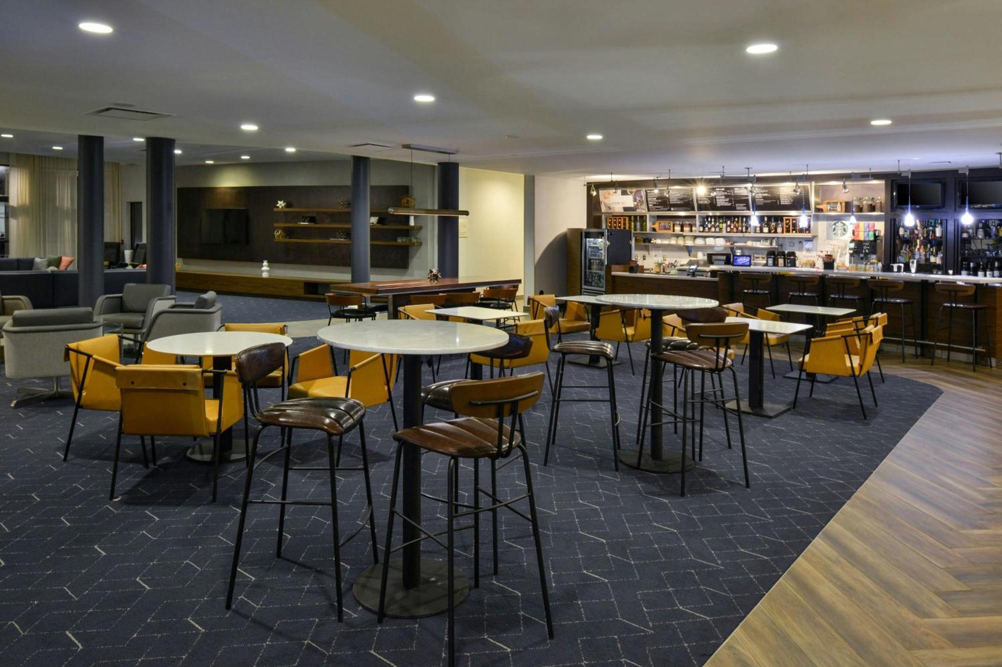 Courtyard By Marriott Harrisburg Hershey Экстерьер фото